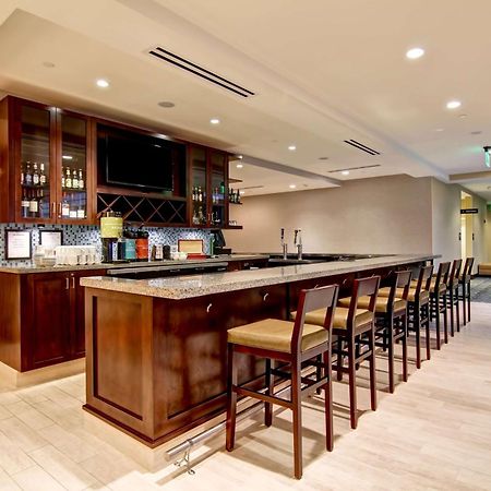 Hilton Garden Inn Woodbridge Esterno foto